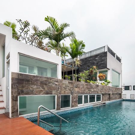 Cove Taman Aparthotel จาการ์ตา ภายนอก รูปภาพ