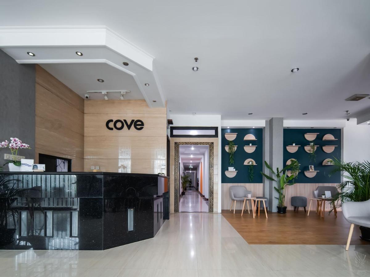 Cove Taman Aparthotel จาการ์ตา ภายนอก รูปภาพ
